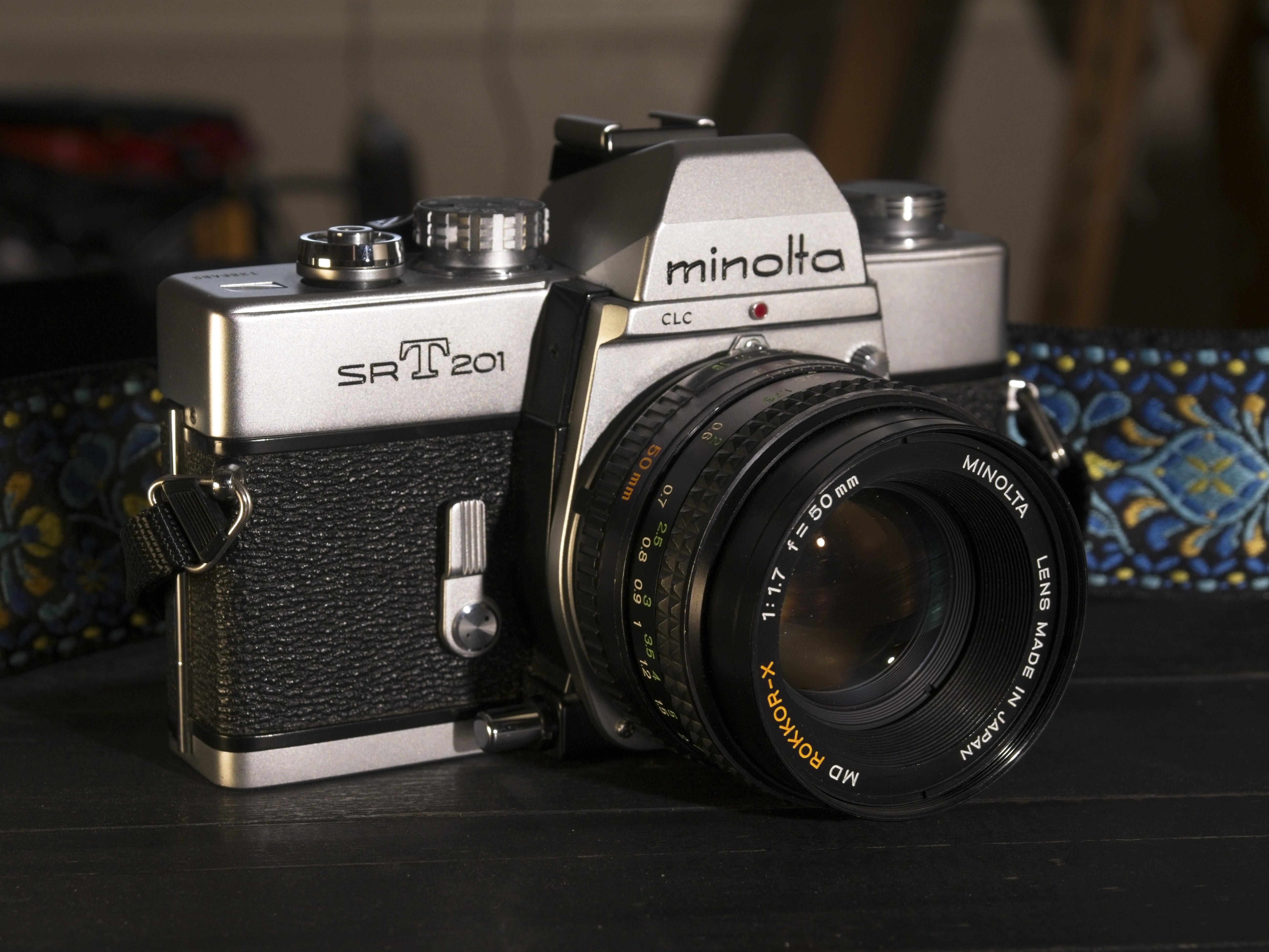 Minolta SRT-201 Camera